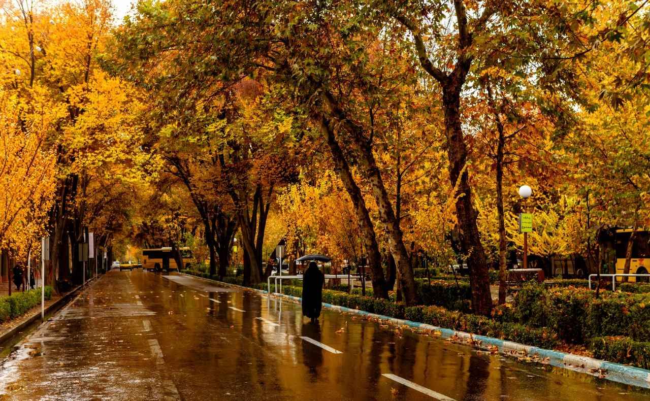 خیابان چهار باغ عباسی اصفهان